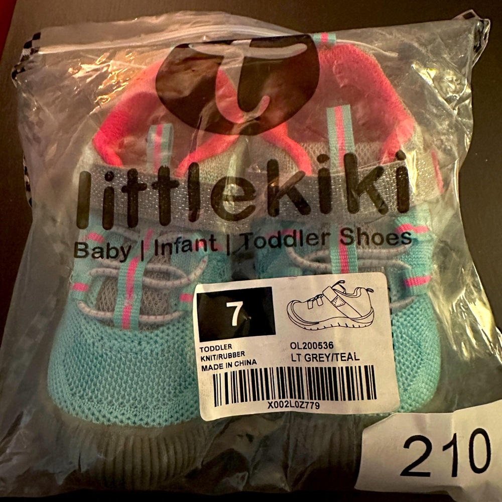Grey/teal littlekiki toddler shoes Knit/Rubber Sz. 7